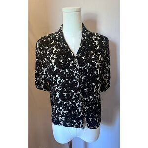 Valija Black and Cream Collard Button up crop Size SMALL